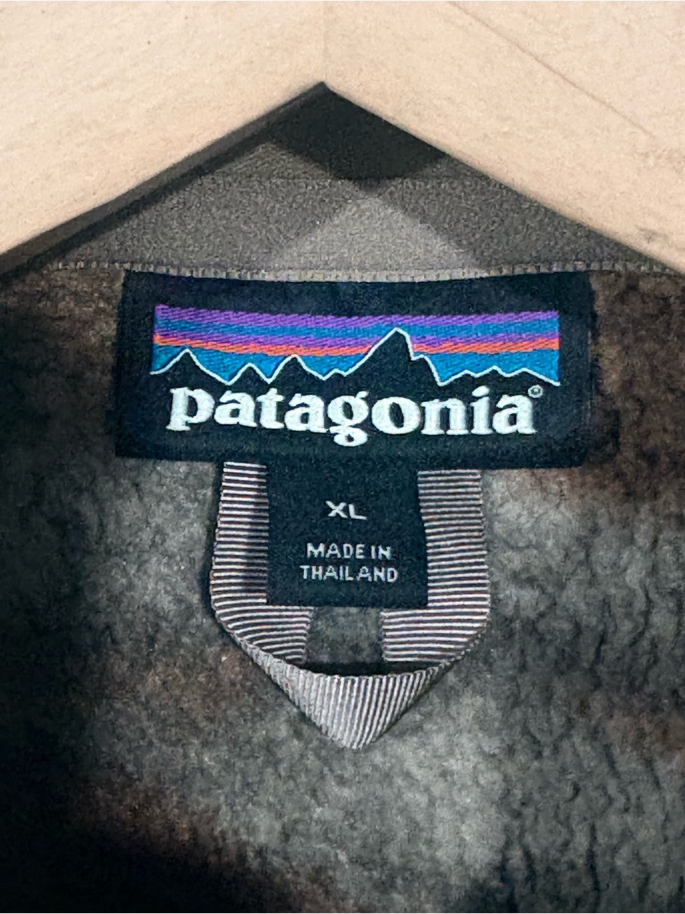 Patagonia Men’s Camouflage Synchilla 1/4-Zip Fleece - Picture 4 of 10